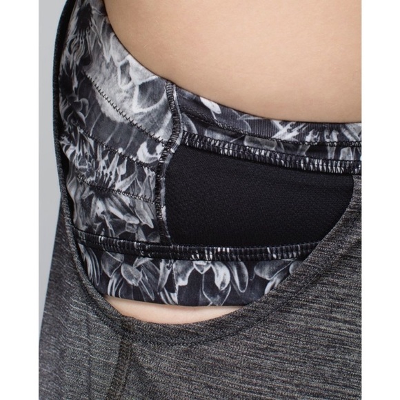 Lululemon Rest Less Tank heather black flowabunga - Picture 4 of 8